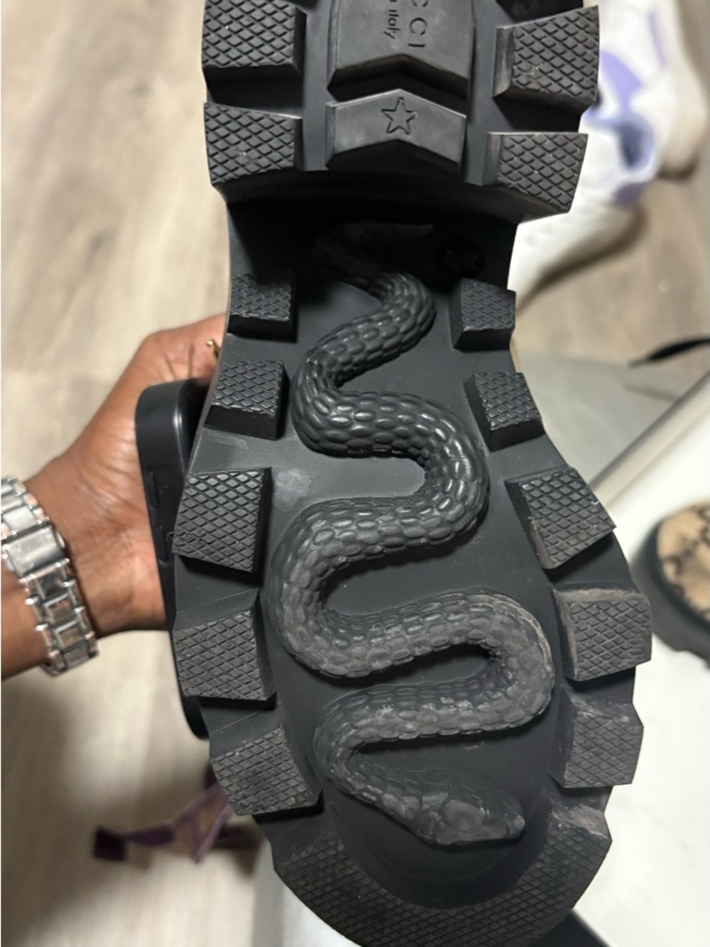 Gucci Beige GG-Logo Lace-Up Ankle Boots with Green-Red Webbing - Picture 2 of 2